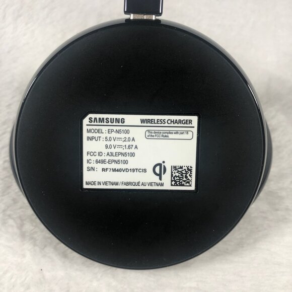 Set of 2 Samsung Fast Wireless Charger Stands with USB-C Cable - Picture 5 of 6